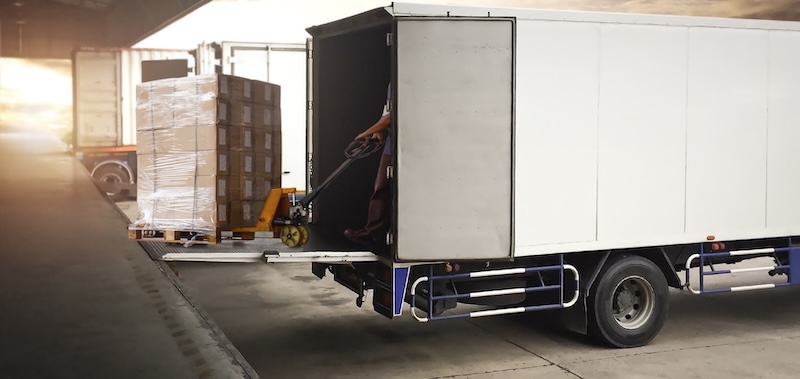 Optimisation des tournées en synergie avec le palettage et le chargement de camions
